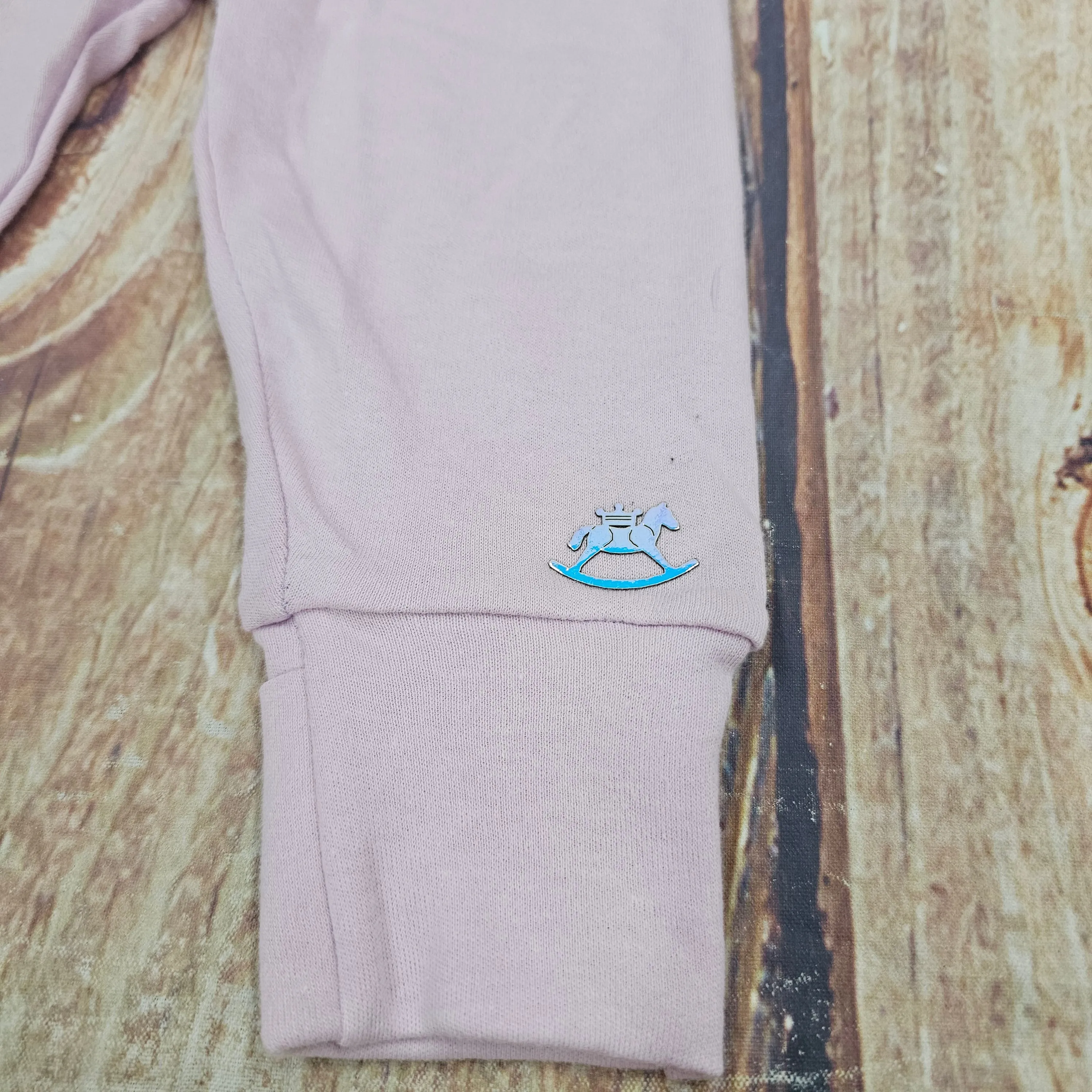 baby lilac leggings up