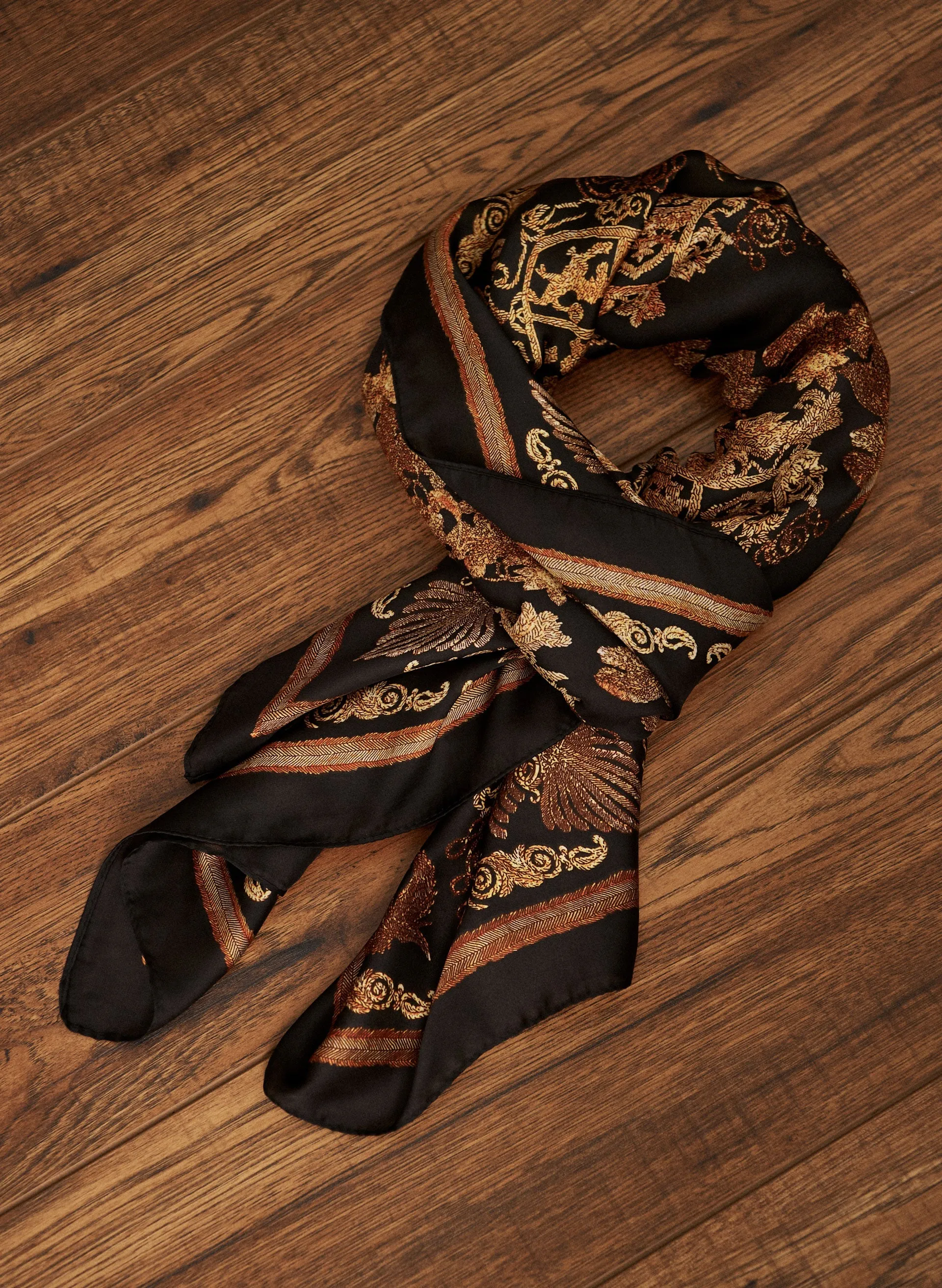 Baroque Pattern Airy Scarf