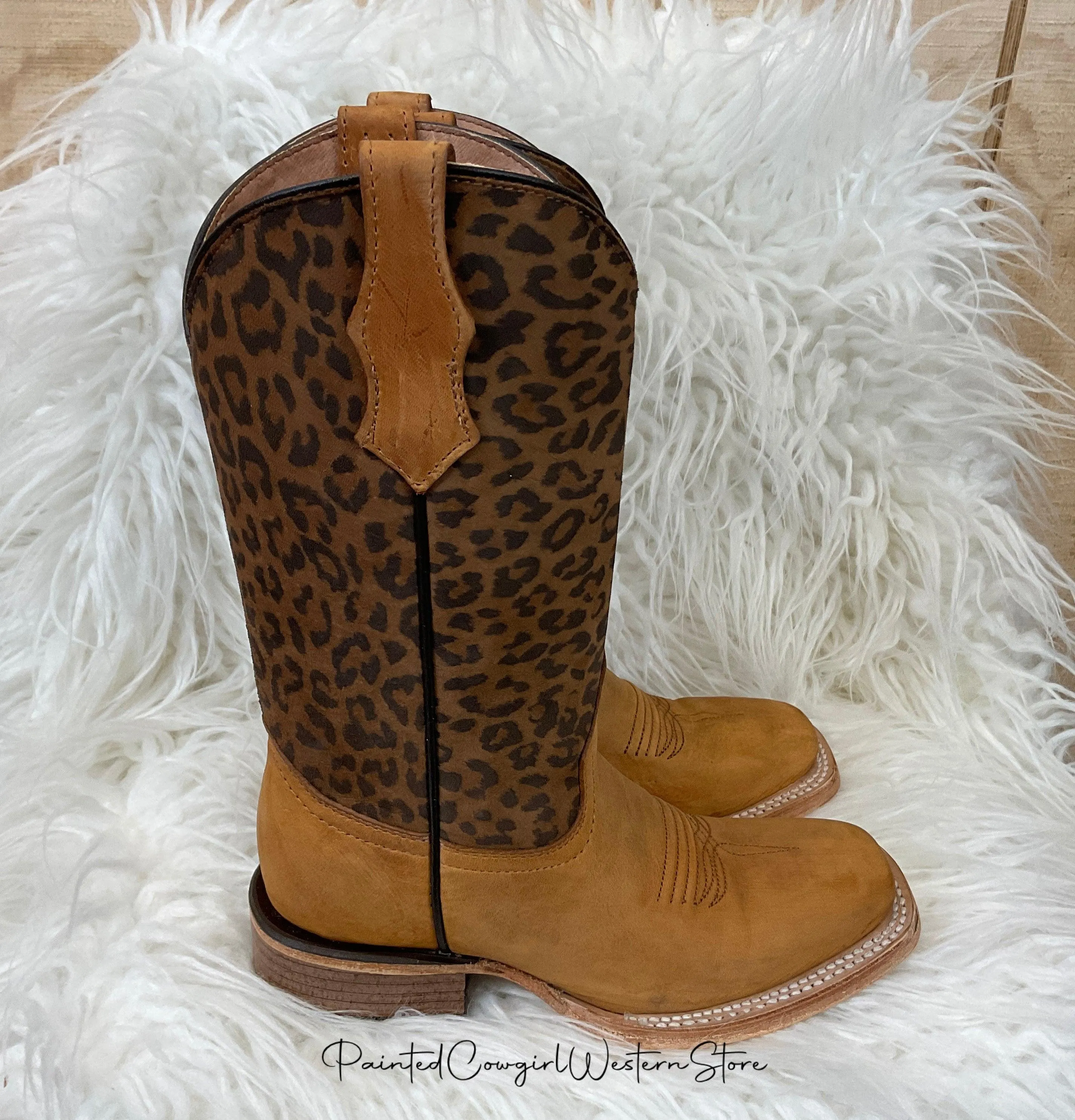 Circle G by Corral Teen Youth Honey Leopard Print Shaft Square Toe Boots J7104