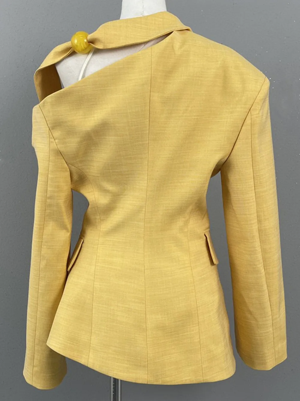 Yellow DEIDE Asymmetric Blazer