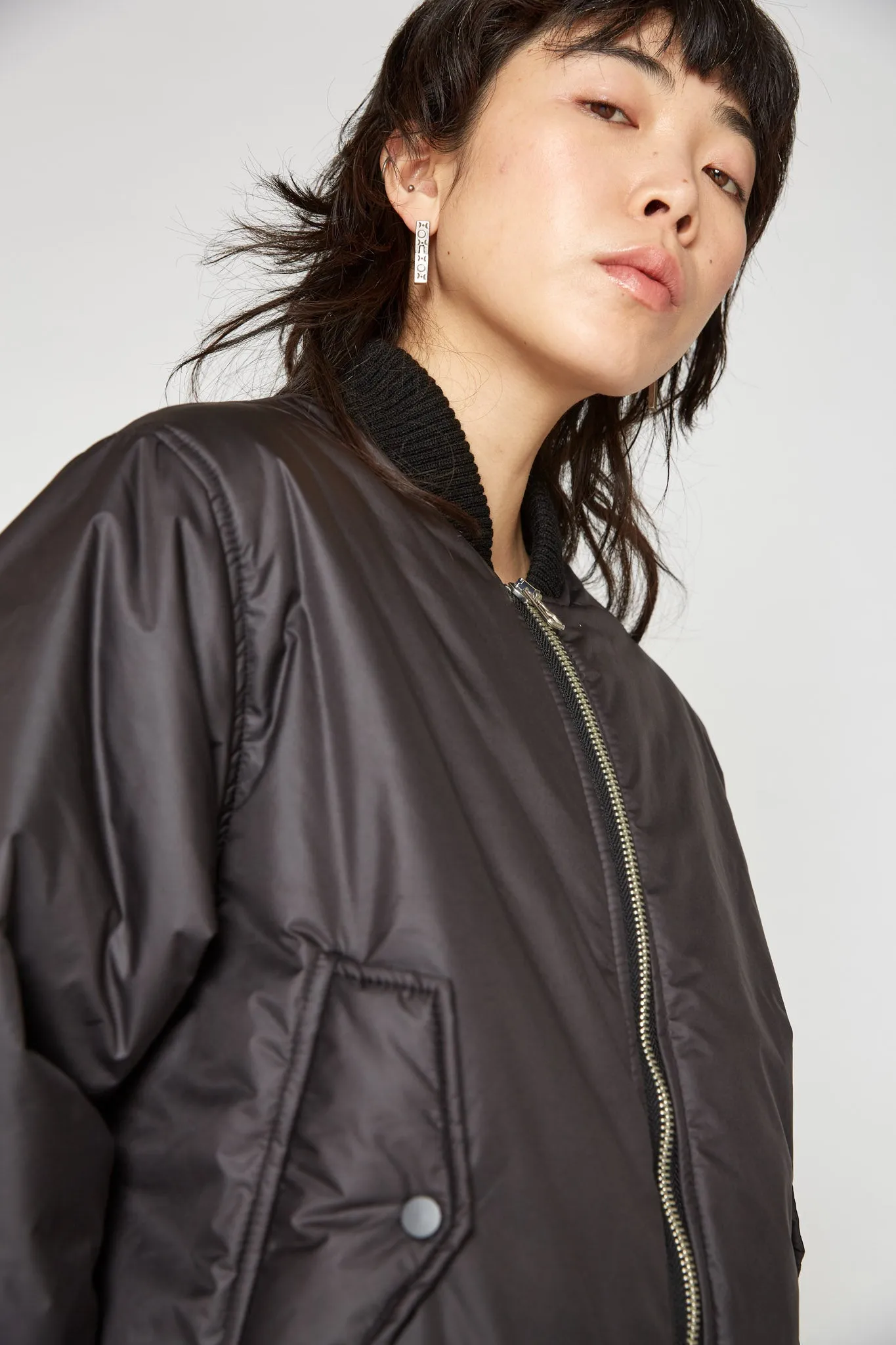 Ecrol Jacket - Stylish Outerwear for Men and Women