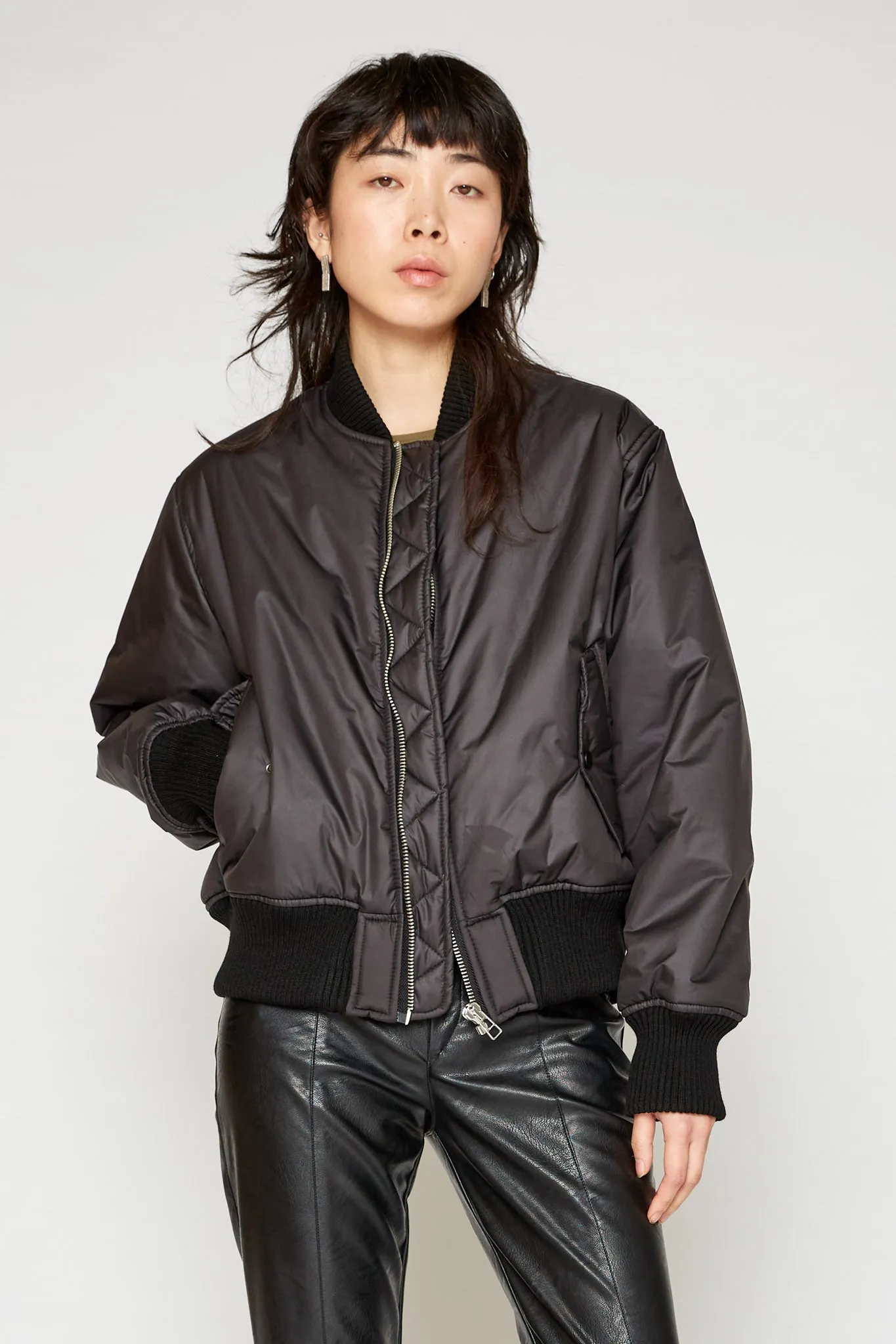 Ecrol Jacket - Stylish Outerwear for Men and Women