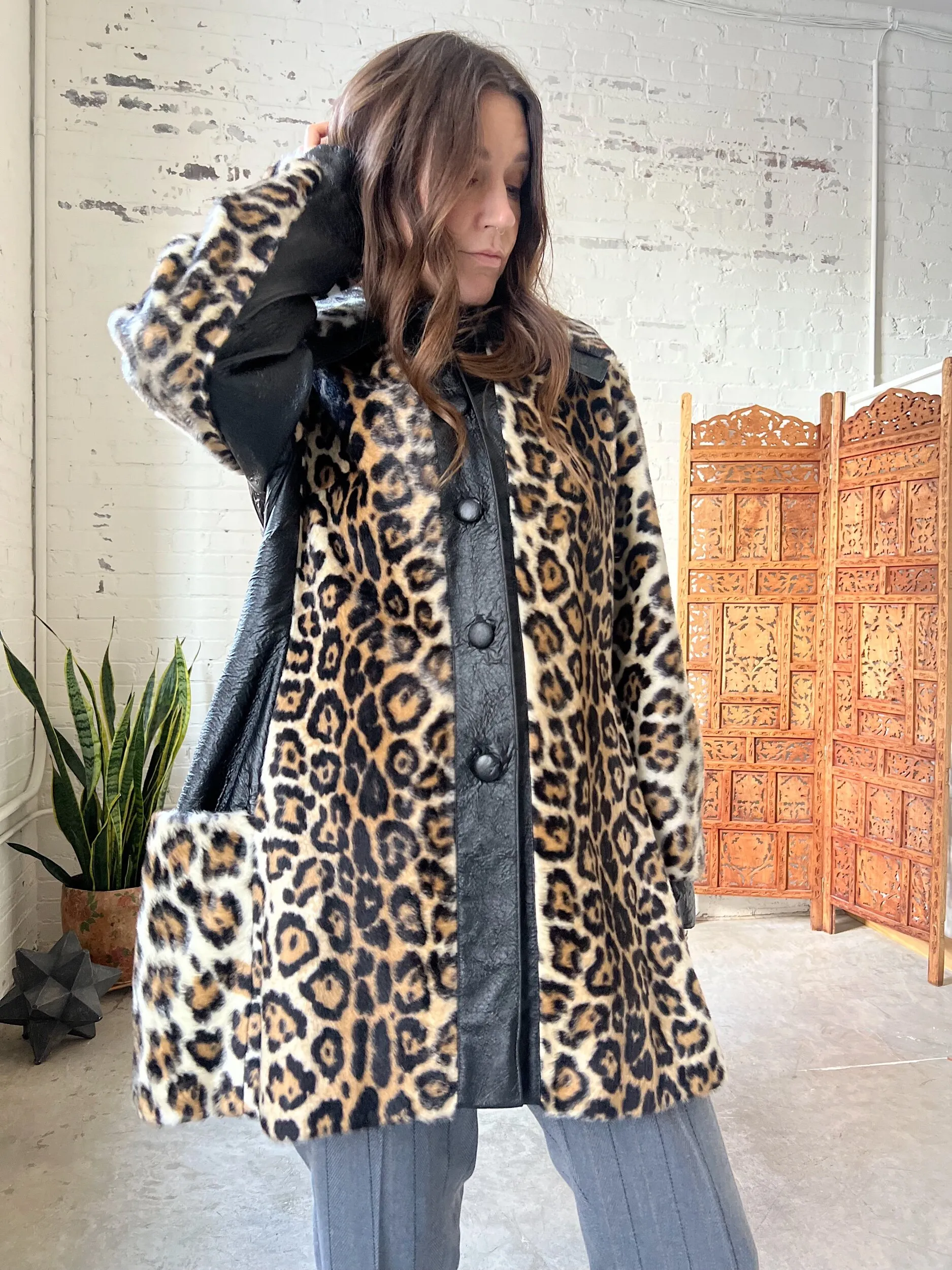 Faux Leopard Fur Coat in Large Size from the 1960s