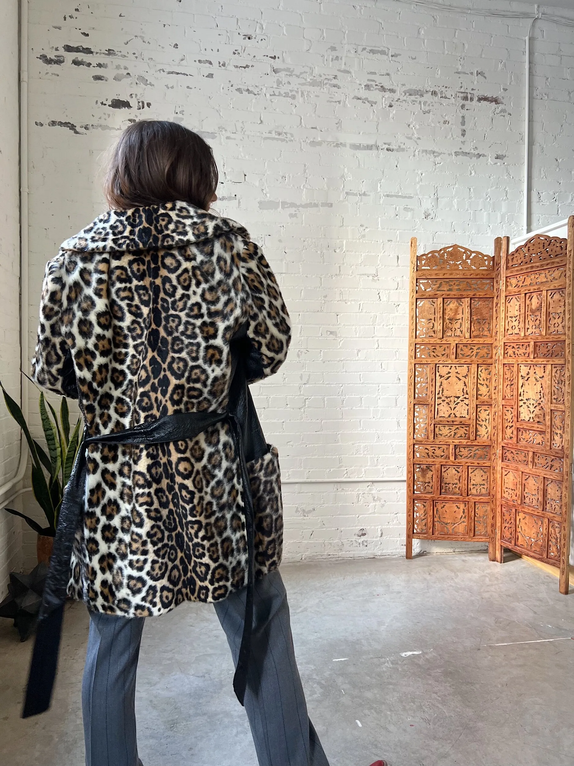 Faux Leopard Fur Coat in Large Size from the 1960s