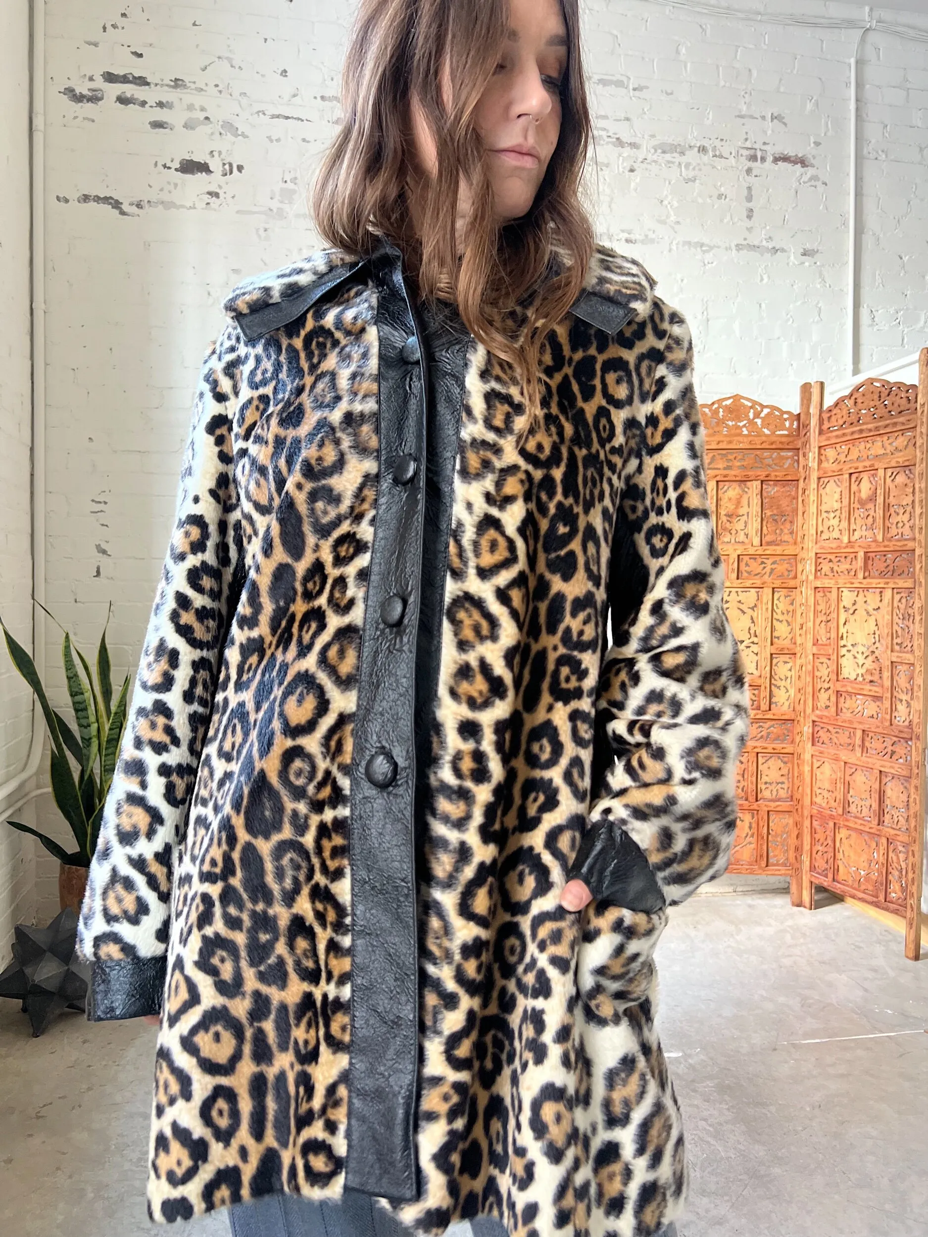 Faux Leopard Fur Coat in Large Size from the 1960s