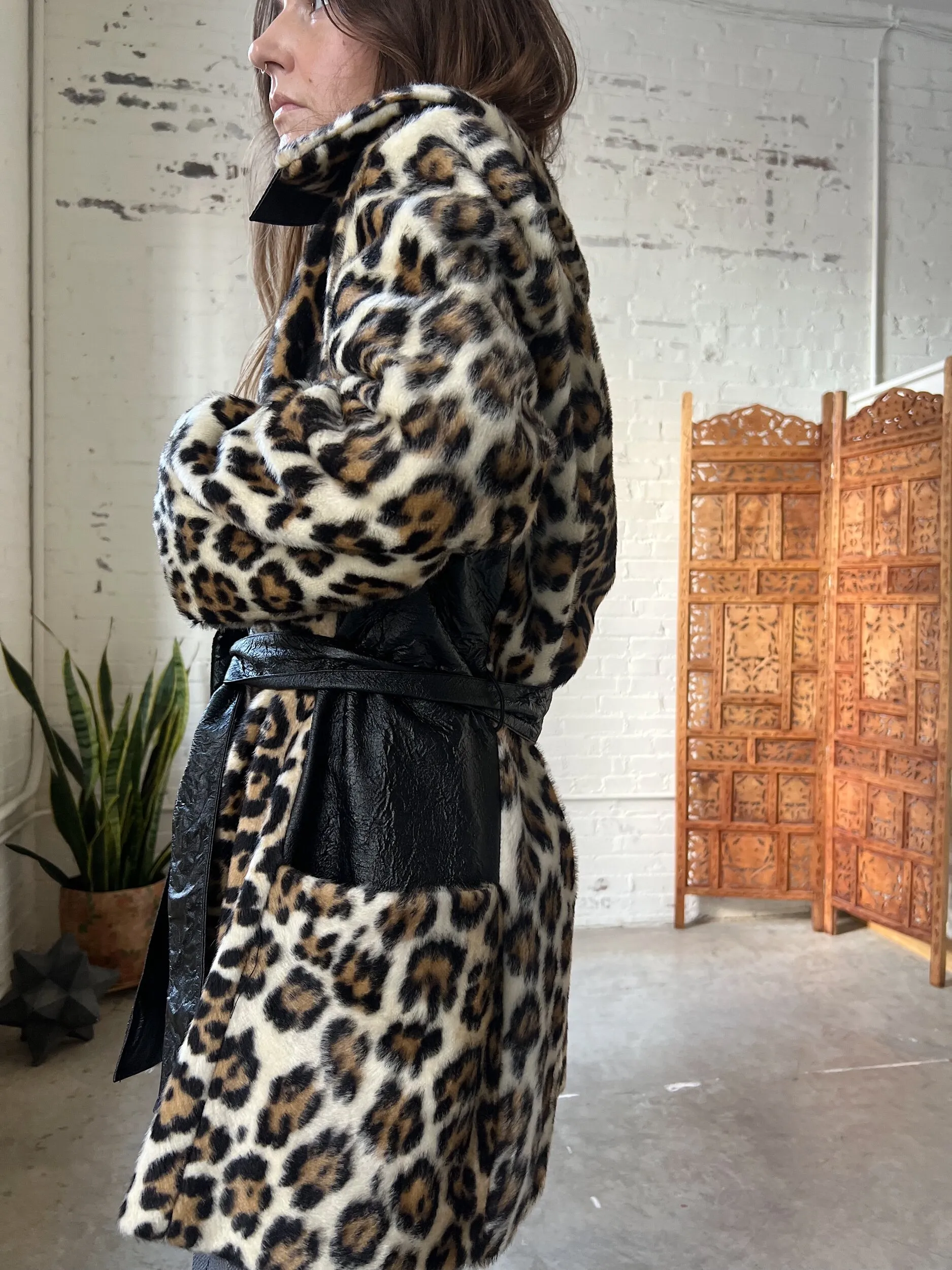 Faux Leopard Fur Coat in Large Size from the 1960s