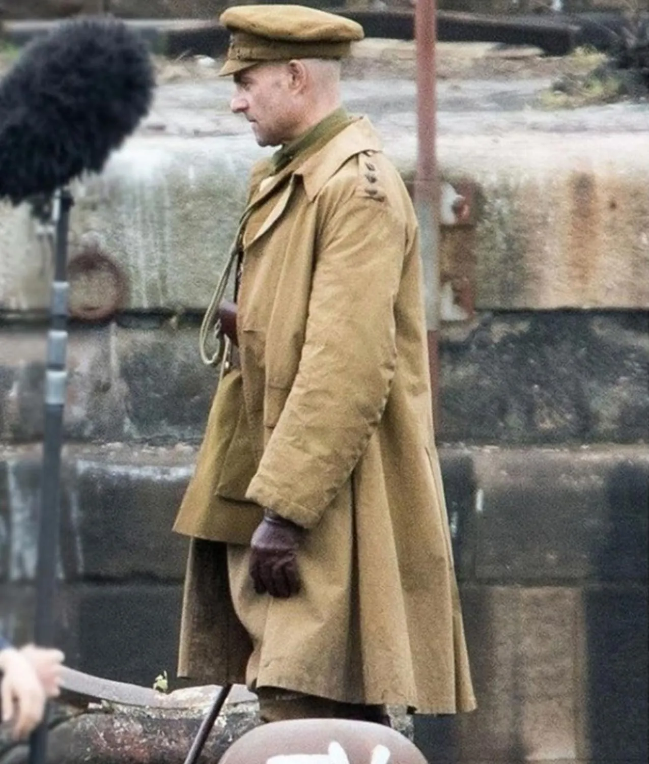 Mark Strong Coat in 1917 Movie - Abbraci