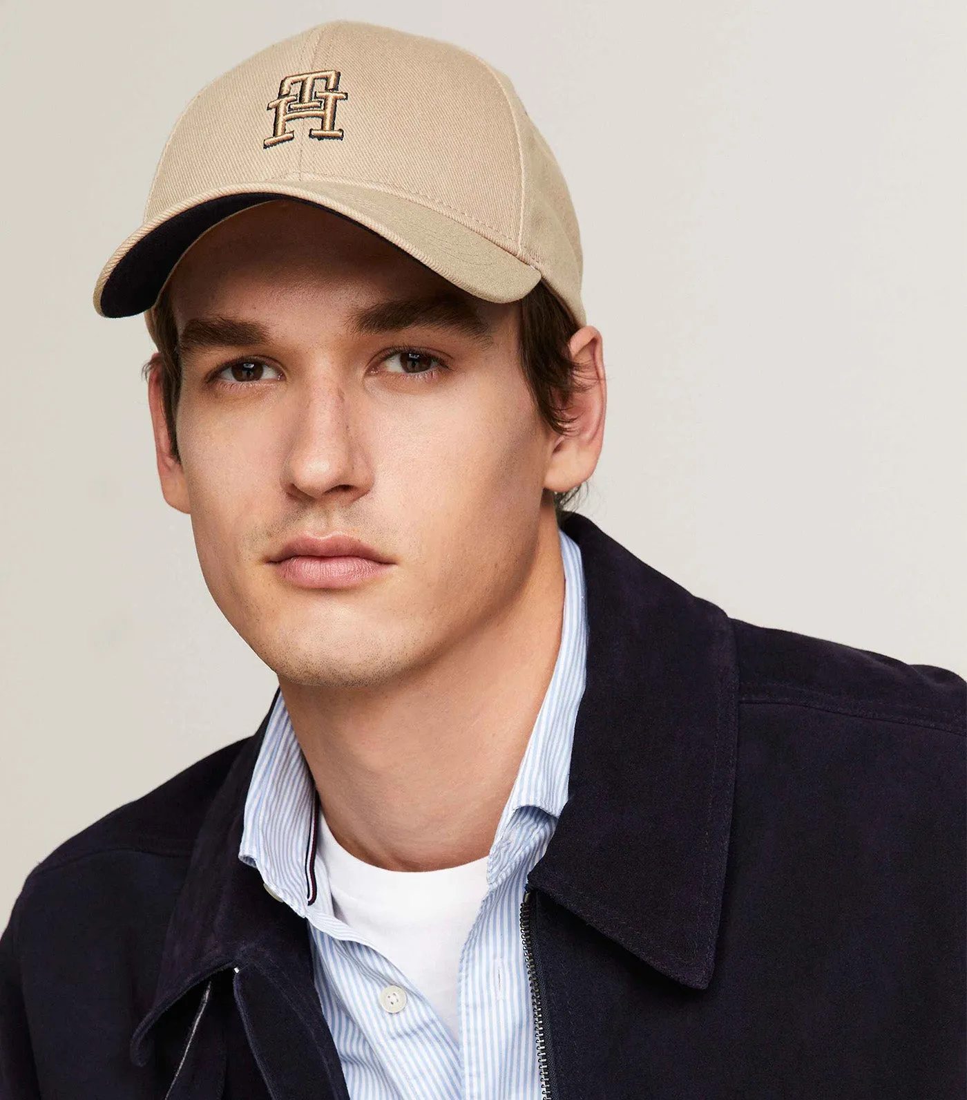 Men's Cotton Twill Hat With 6 Panel Design