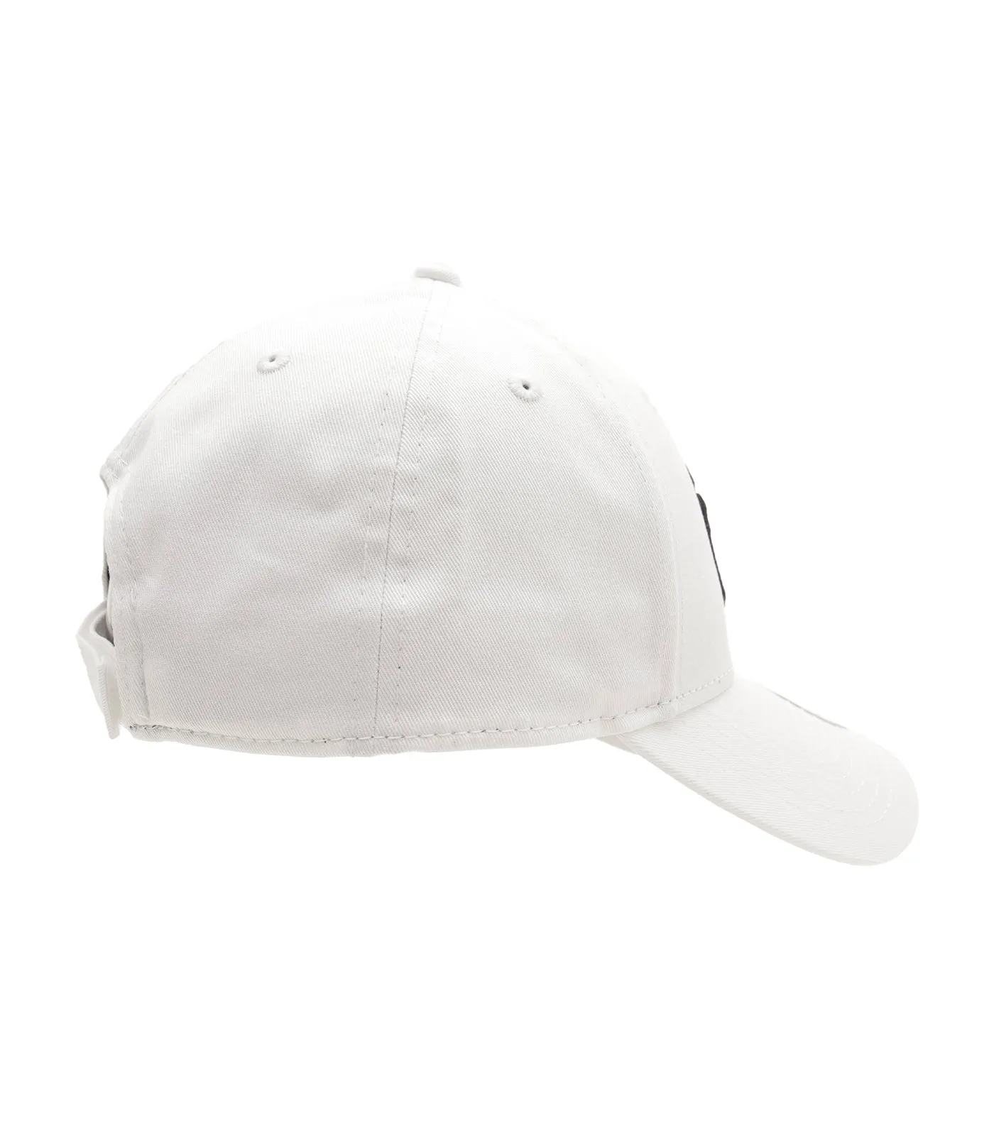 New York Yankees white baseball cap