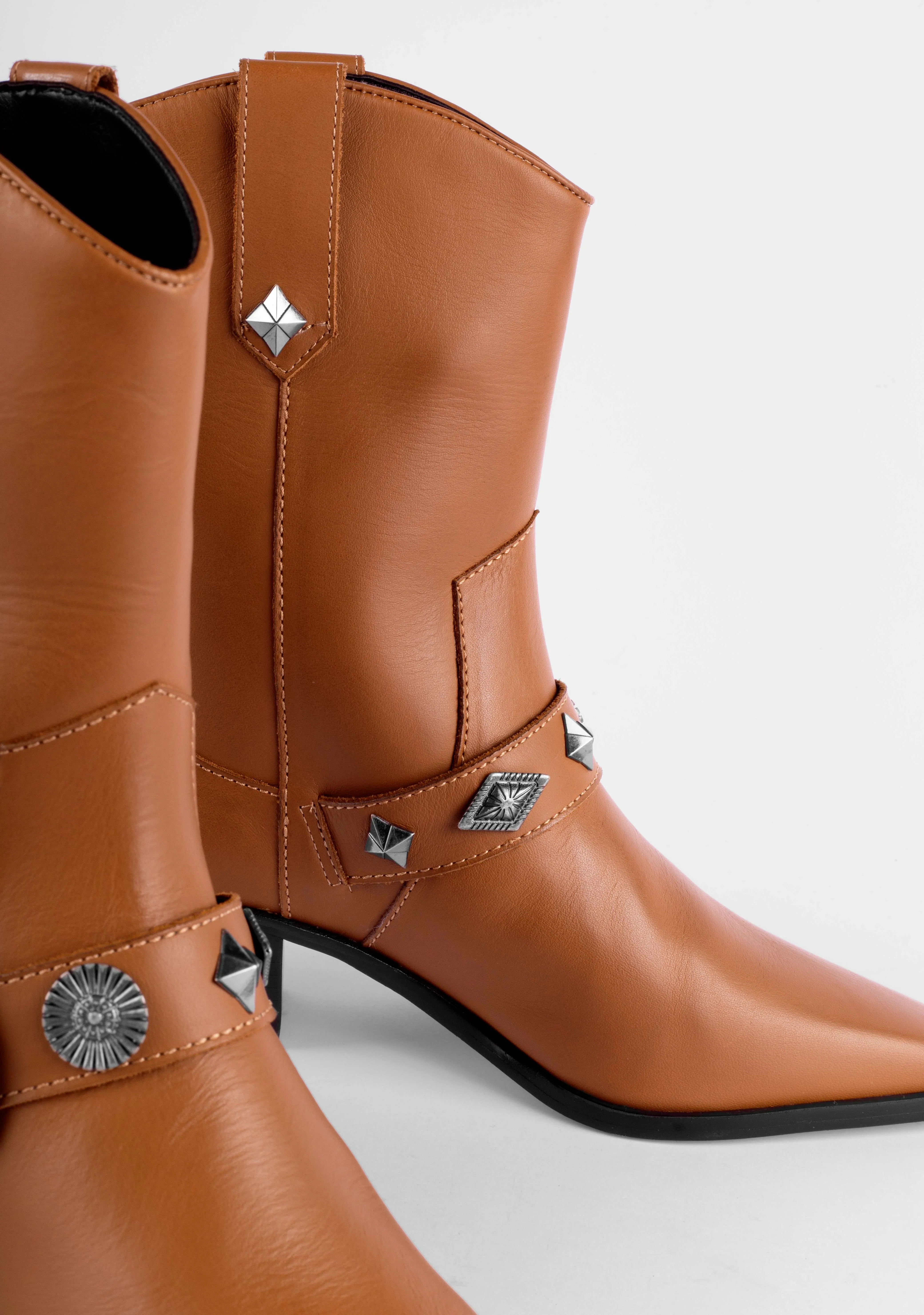 Ophelia Camel Boots