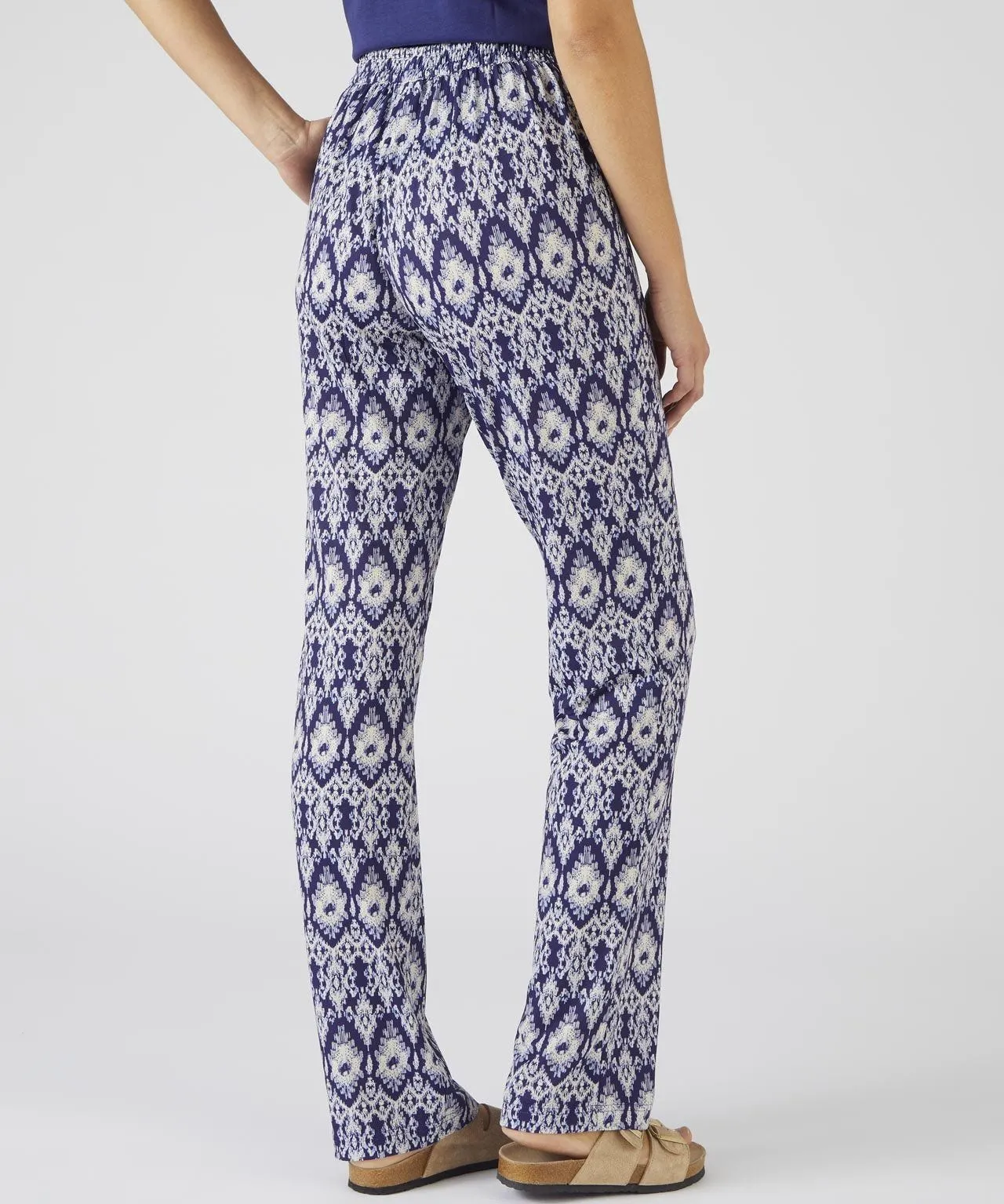 Tapered-leg Trousers in Print Jersey