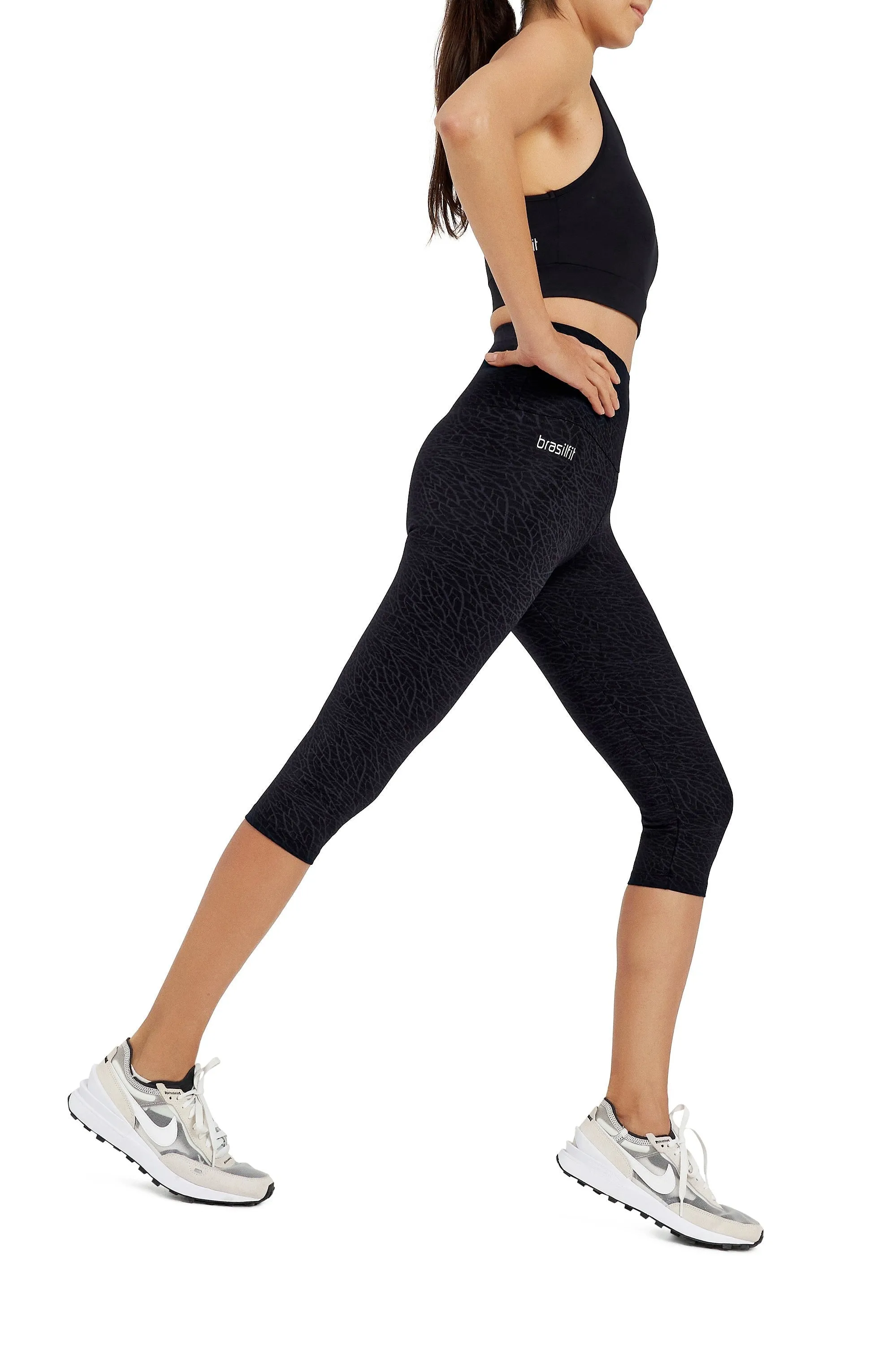 Raizes High Waisted Under Knee Leggings - Black