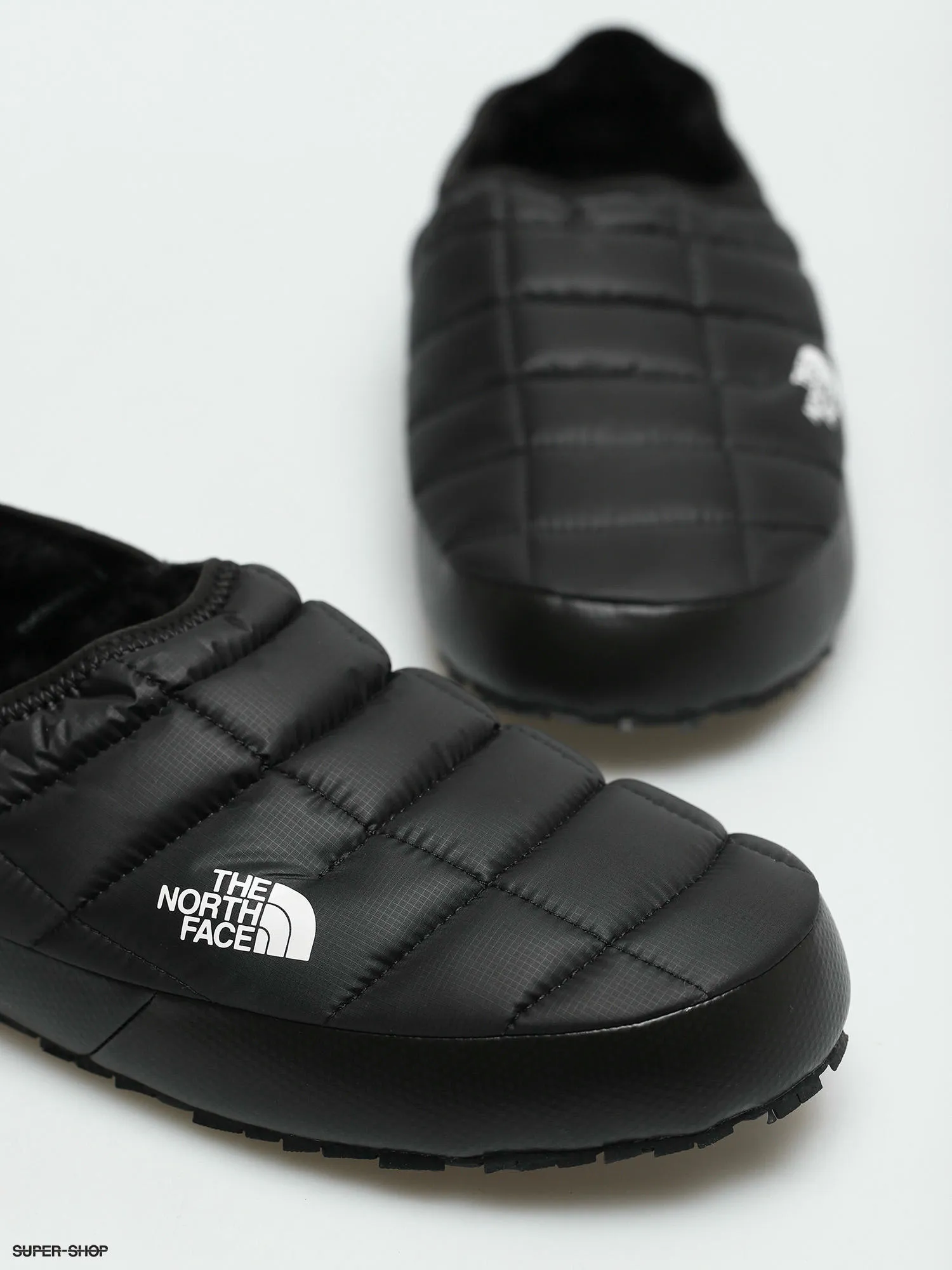 The North Face Thermoball Traction Mule V Shoes in TNF Black/TNF White