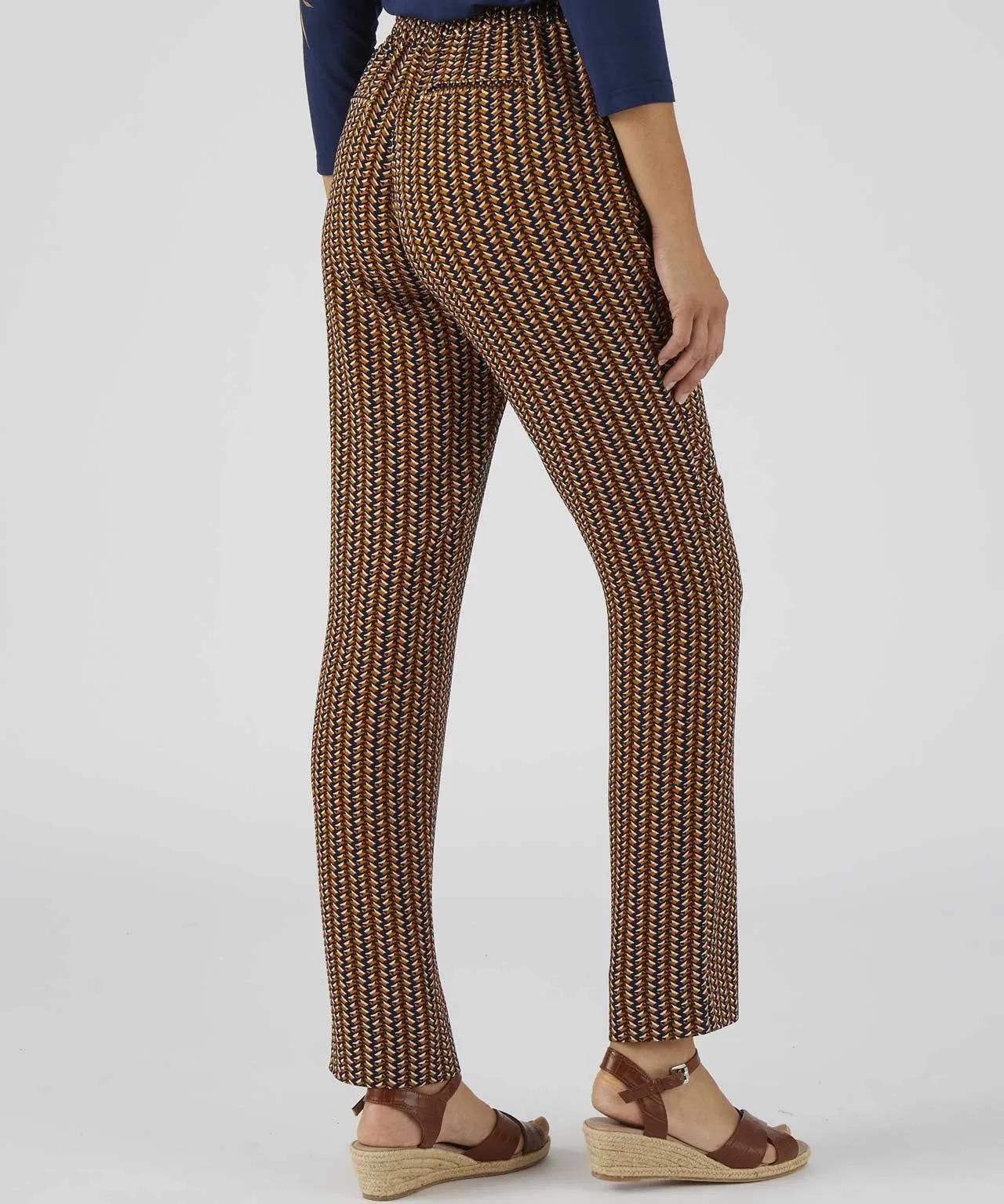 Trousers with Tie-waist