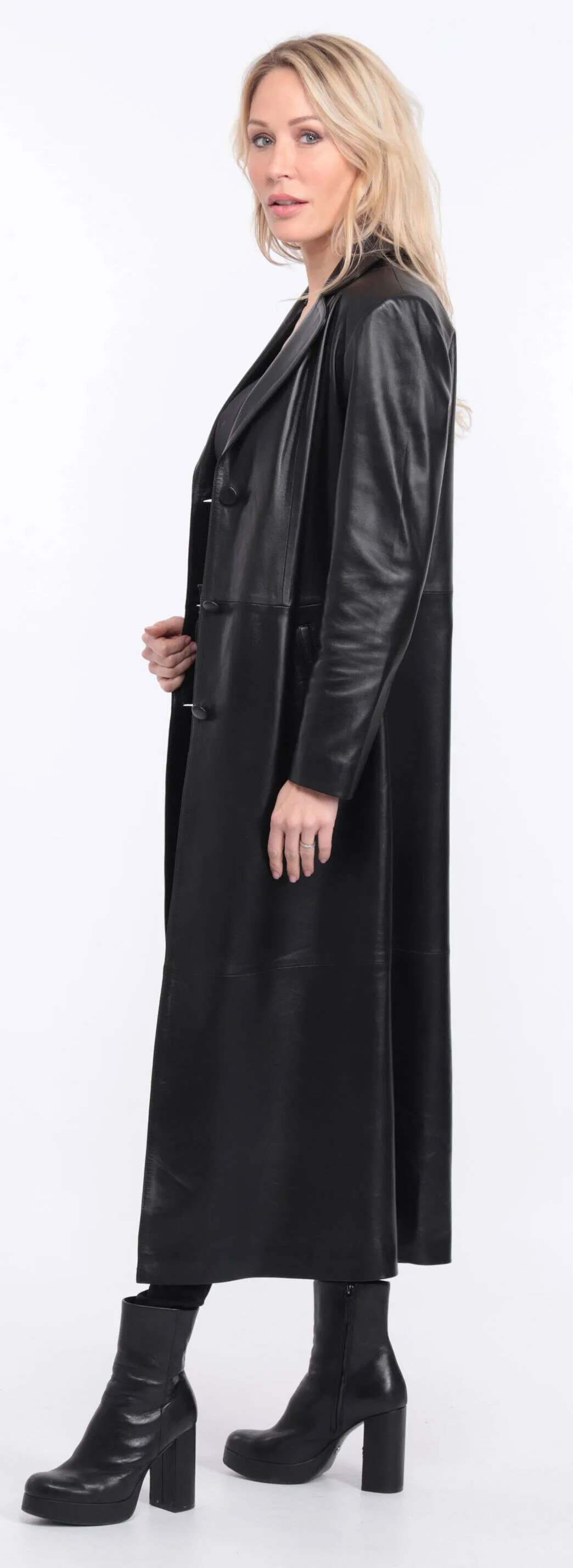 Black lambskin leather coat for women - Jorda.